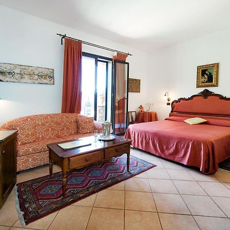 Hotel Villa Sonia Taormina Room photo