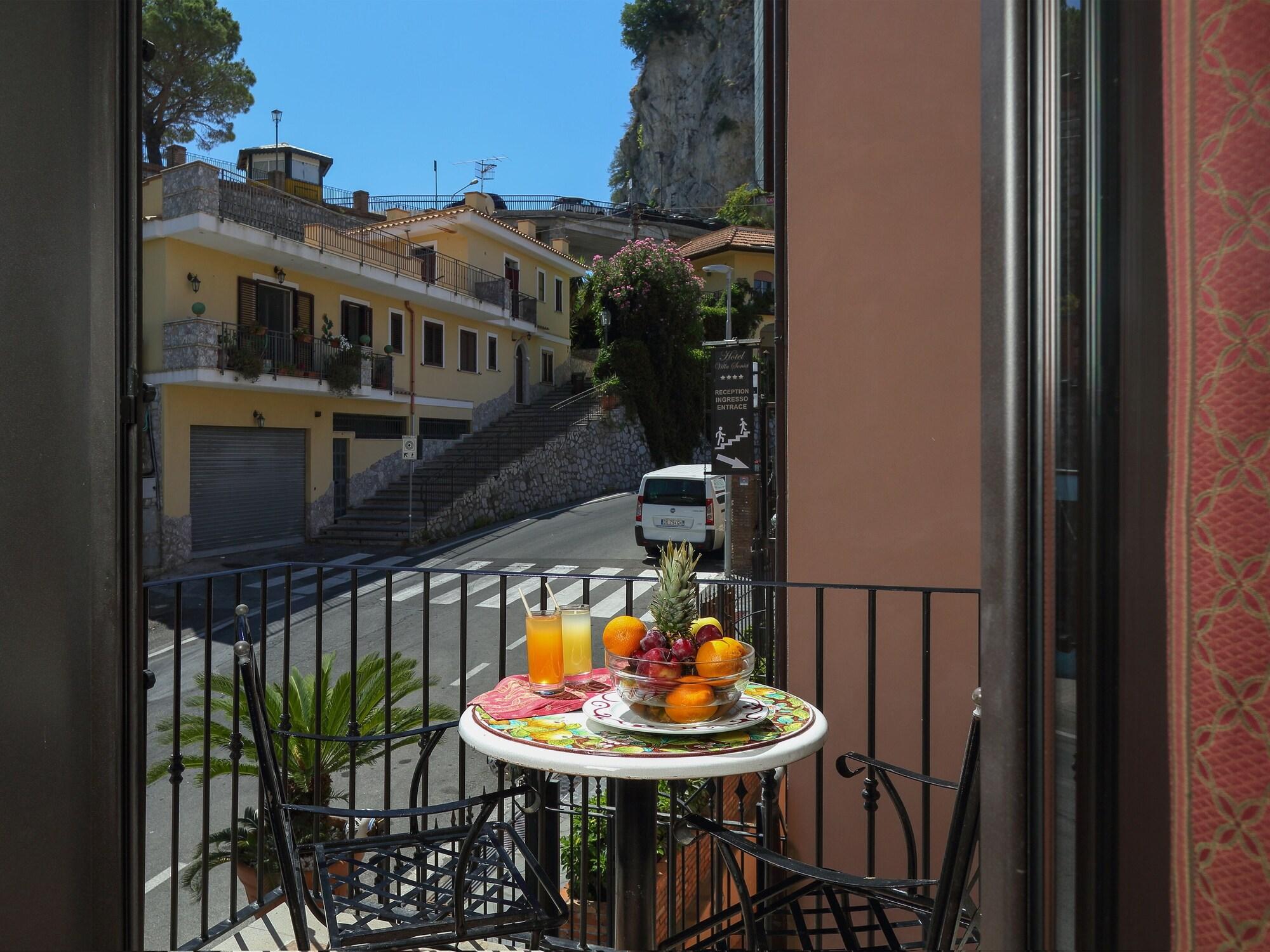 Hotel Villa Sonia Taormina Exterior photo